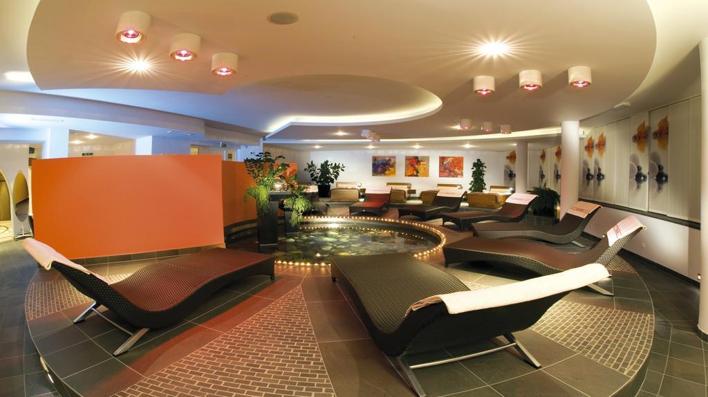 Hotel Hochland Nauders Exterior photo